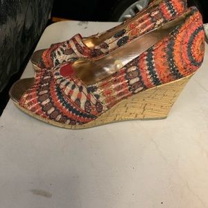 Numerous shoes   All in excellent condition